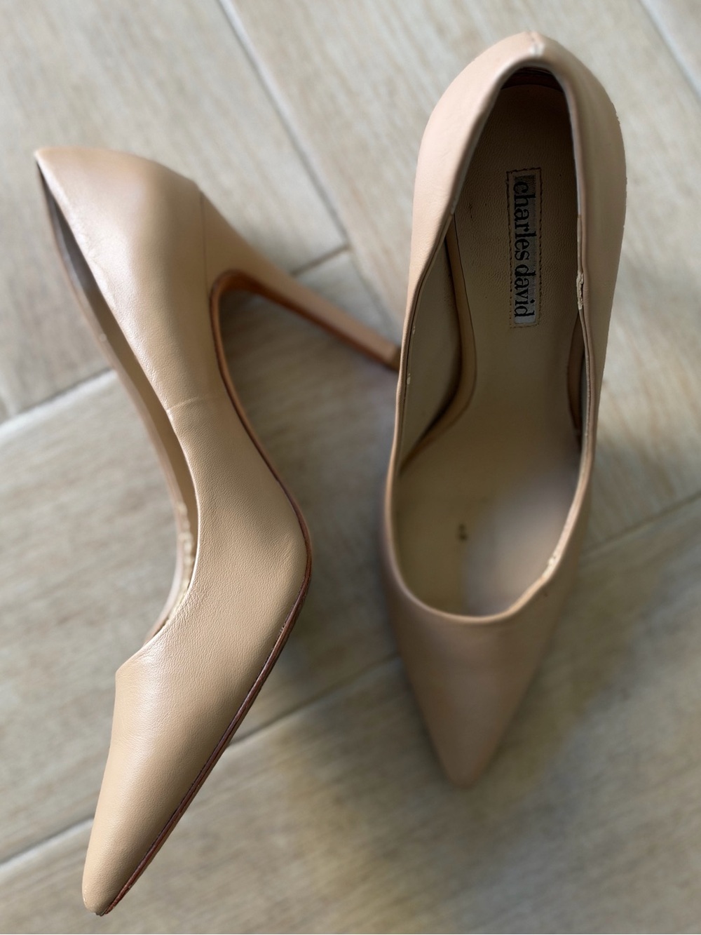Charles David Beige Pointed-Toe Leather Pumps